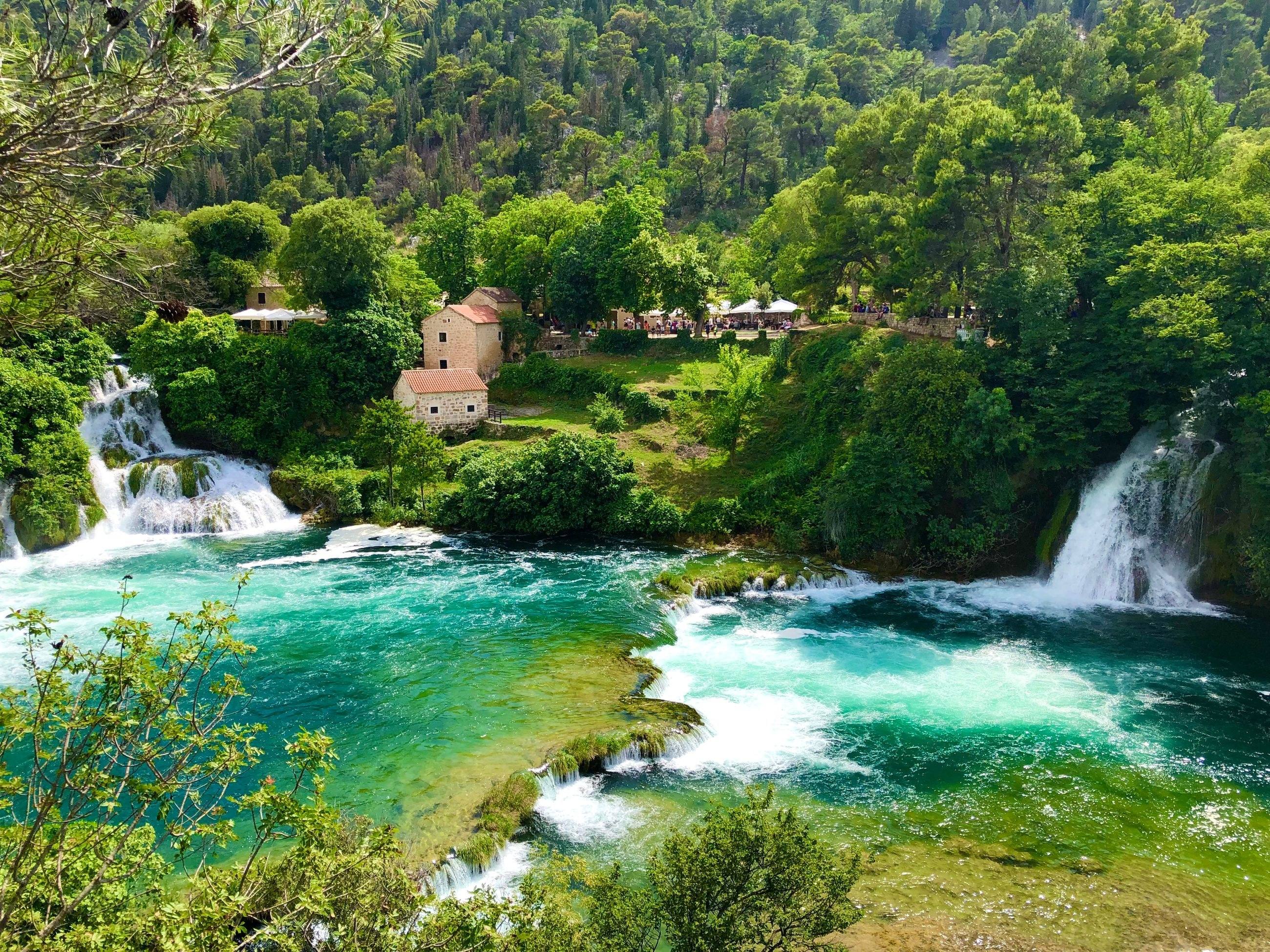 Slapovi i jezerca u Nacionalnom parku Krka